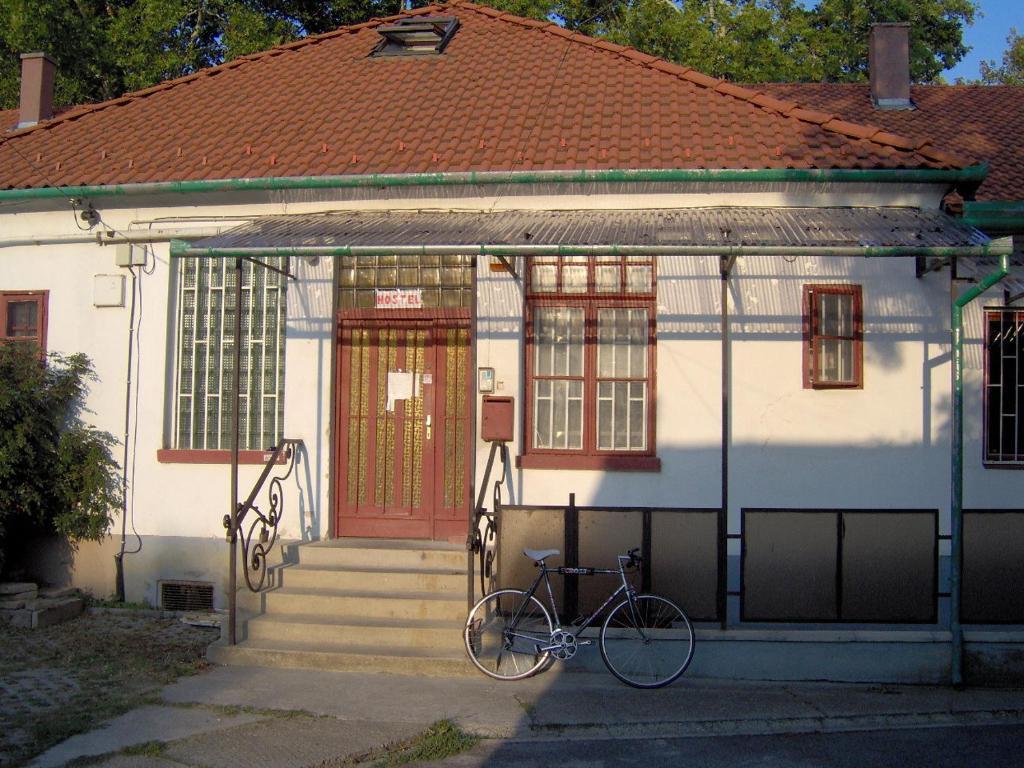 Ifi Hostel Pécs Extérieur photo